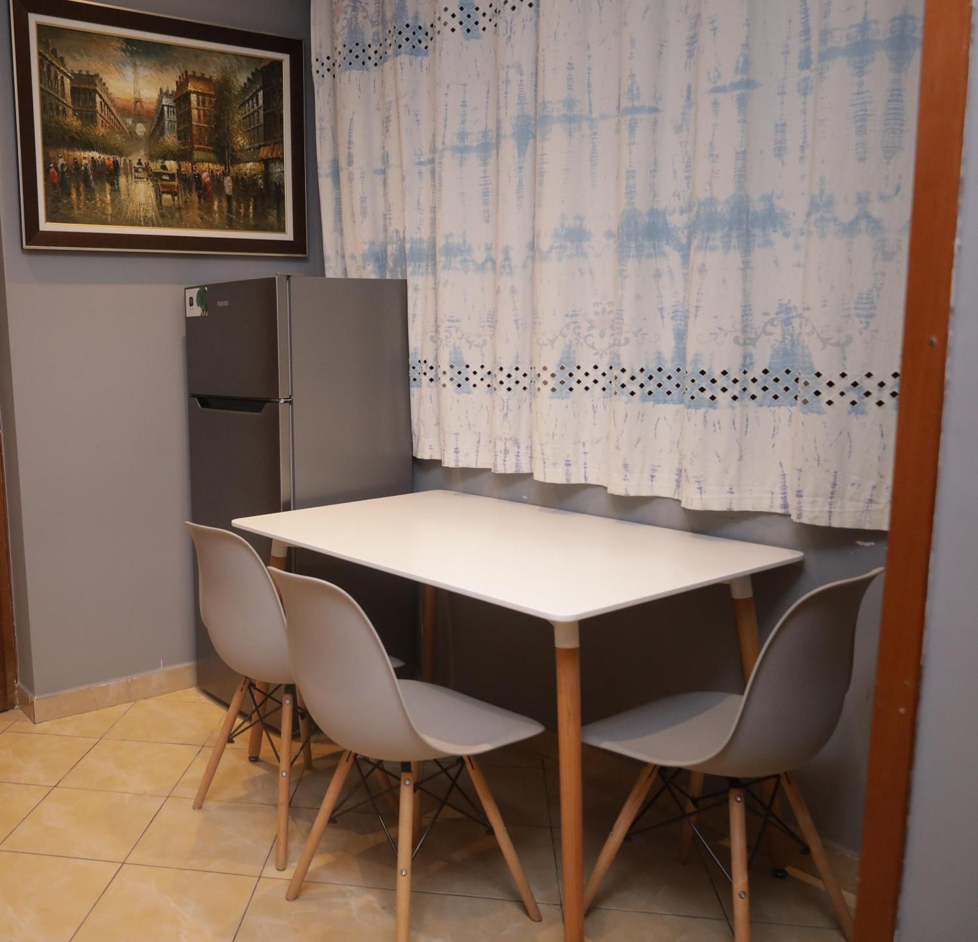 Sonche Hostel Tirana Kültér fotó